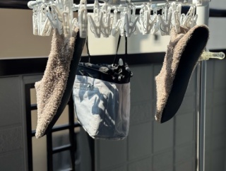 バッグのしみ抜き、ついでのスリッパ
