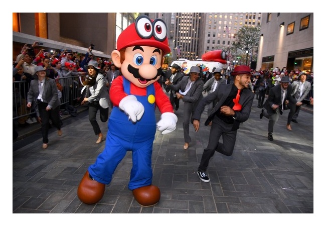 『マリオオデッセイ』発売日のニューヨークの祝賀会、楽しそうｗｗｗｗｗｗｗｗ
