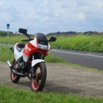 アコードワゴンとCBR400RとNS50Fと