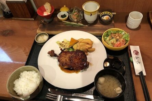 あっちこっち ここdeランチ 福山神辺