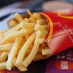 朝マックの粉っぽいパンなんなの？ 	