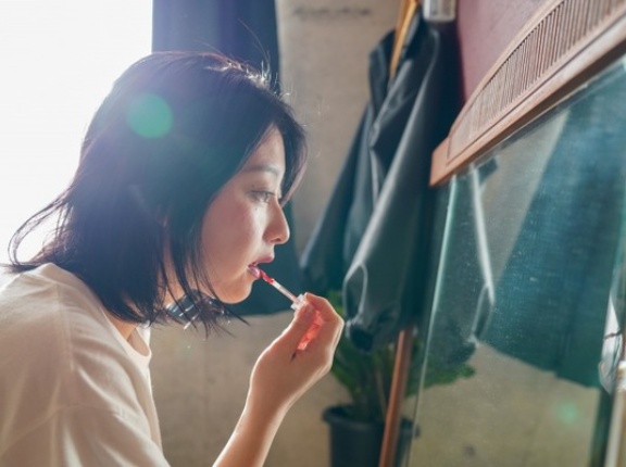  【朗報】松本人志「あの有名なリップクリーム、実は俺の発案やねん！」⇒ (※動画あり)