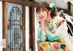 【艶やか】生田絵梨花、似合い過ぎる振り袖姿が美しい・・・・・