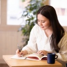 【社会人向け】効率重視の資格勉強方法！忙しくても挫折しない3つの成功法則