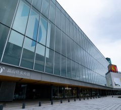 1日限りの夜間開館！閉館が延長！『富山県美術館 ナイトミュージアム』開催。8月16日。