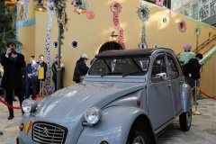 免許返納した宮崎駿監督　愛車「シトロエン2CV」公開