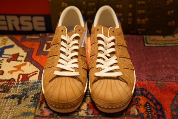 昔のカードダス adidas Originals アディダス スニーカー スーパースター 80s