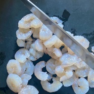 今日は「れんこんの日」やみつきなおいしさ！れんこんのエビはさみ揚げ