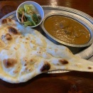 おしゃれな雰囲気のおいしいインドカレー店