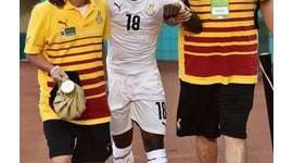 【サッカー】韓国キ・ソンヨンの殺人タックルで負傷したガーナ選手、W杯絶望の可能性