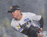 村上頌樹 防御率2.09  7勝5敗 ← これ