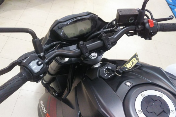 Mfd モトフィールドドッカーズ兵庫神戸店 新車から中古まで 販売から買取り下取り保険までバイクの事なら何でもどうぞ Etc取り付け