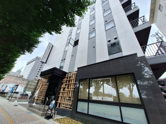 富山市総曲輪に『スーパーホテルPremier富山・城址公園前（SUPER HOTEL）』なるホテルがオープンするらしい。