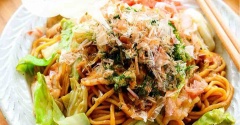 ♡もちもち！蒸しソース焼きそば♡【#簡単レシピ #時短 #節約 #ランチ #キャベツ #麺 #豚肉 】