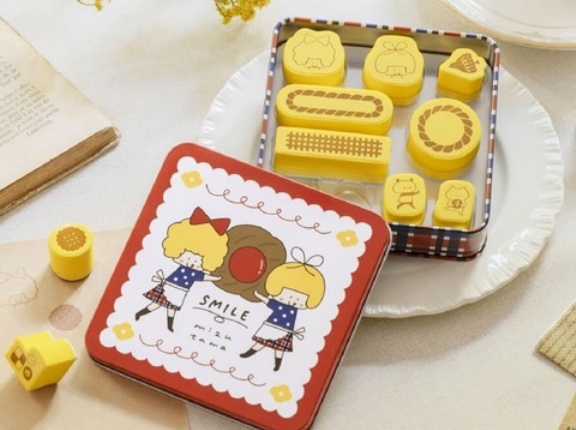 mizutamaのクッキーみたいなはんこと缶のセットBOOK