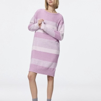 990円に値下がりするのを待ちに待って、爆買いしたジュラピケ的なGUのルームワンピース