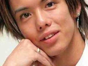 魚谷輝明と福王寺彩野がフライデー なれそめ 婿養子