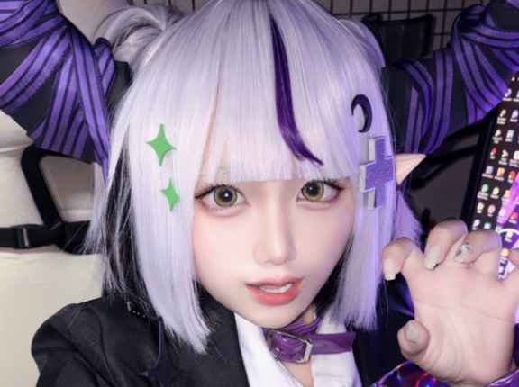 美人コスプレイヤー「コンタクトを外そっと…」ﾌﾞﾁｯ → ヤバイものがとれて緊急搬送される・・・ うわぁああああああ