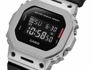 【生産終了】工業的なカッコよさを追求した「GM-5600M-1JF」。ベゼルにチェッカリングパターンが入ったメタルケーススクエア！