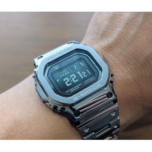 東京の夕闇がモチーフ！ブルーとパープル、バイカラーの「GMW-B5000PB