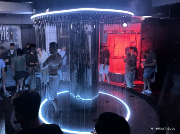 【EAU DE TOILETTE (EDT.)】　at　Silom Soi4　～今バンコクで一番あついディスコ・体験レポ～