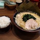 『一刀家茅場町店 豚骨醤油ラーメン』の画像