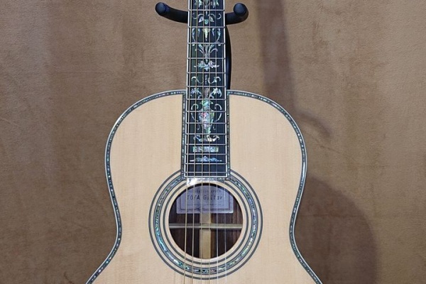 TOYAギター （夢を形に、趣味のオーダーメイドギター） - 2019年06月