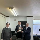 『令和７年度　無事故表彰　盾授与』の画像