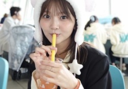 日向坂46の美脚メンバー、性的すぎる生足を大開放(画像あり)