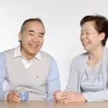 『高齢者と保護犬猫 ~60歳以上でも里親に!~』の画像