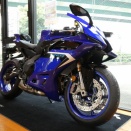 YZF-R9！今ならご覧いただくことが可能です！
