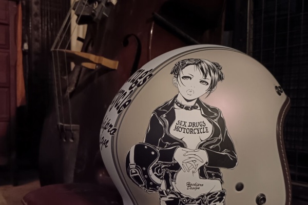 グラフィックカスタム完成品Sex Drugs Mmotorcycle 02