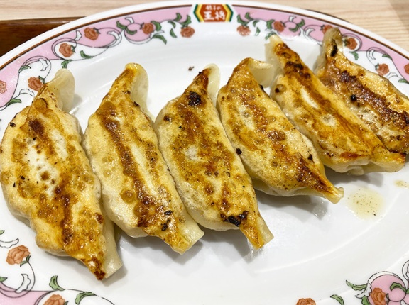 餃子は6個であとは流れでお願いします！函館市湯川町「餃子の王将」