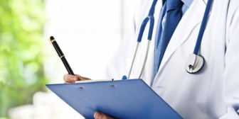 【恋愛相談室】個人所得は3000万は超えてるよと言ってしまったので絶対に逃がしたくないと思ってるのかも。穏便に別れる方法を教えて欲しいです