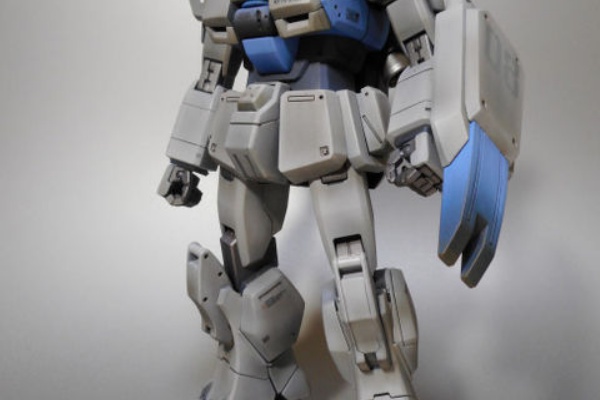 ガンプラ MG 陸戦型ガンダム　ガンダムEz-8 0659358e-s.jpg