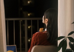 【画像】マクド月見バーガーのCM、賀喜遥香の可能性