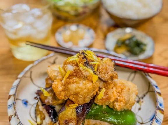 自宅めし　唐揚げと素揚げ野菜のみぞれ和え