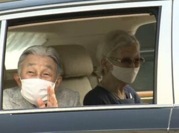 上皇夫妻　葉山へ静養にお出かけ　26日まで滞在