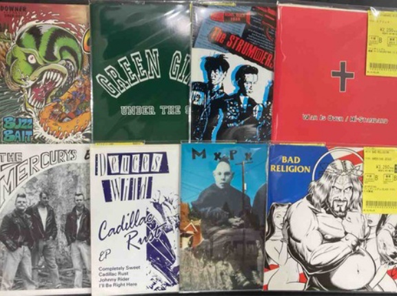 MELODIC/ROCKABILLY/国内PUNK中心に7inch入荷!!