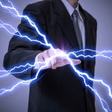 貰えるなら「不老不死」「マインドコントロール」「100兆円」「超能力」「全知」どれがいい？