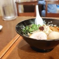 新和歌山らーめん 極ジョー -GOKUJOE-＠立川市<黒和歌山らーめん＋味玉>