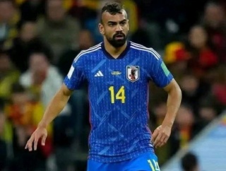 【速報】ブラジルメディアさん、致命的ミスを犯したＤＦファブリシオ・ブルーノに日本のユニフォームを着せようと報道ｗｗｗｗｗｗｗｗｗ