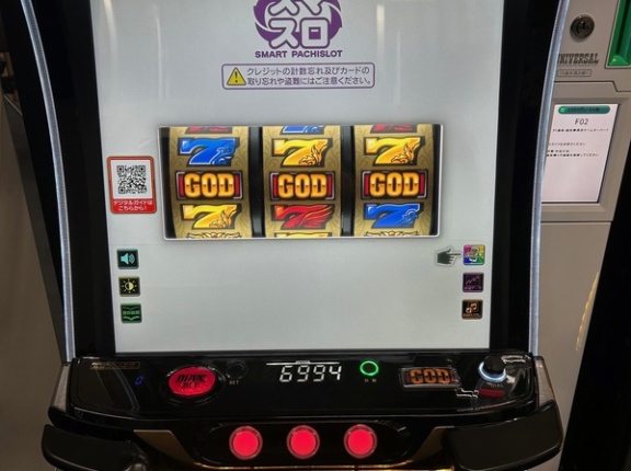 【実機画像】ミニリールから通常リールになった新しいミリオンゴッド、インパクトが凄いｗｗｗｗｗｗ