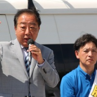 野田佳彦代表が服部学の応援に来岐