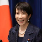 高市首相、入閣した細野氏への凝視っぷりがヤバイと話題にｗｗｗｗｗｗｗｗ