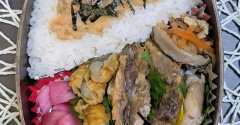 詰め方に悩みが見えても～夫のお弁当409