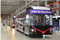 大阪万博を走る中国製EVバスでトラブル続出…書類だけのシンプル審査で「補助金天国」の闇