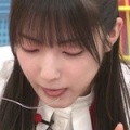 大園玲の舌出し