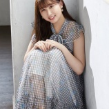 『[イコラブ] HUSTLE PRESS編集長さん （山本杏奈・蟹沢萌子）サイン入りクリアファイルをを抽選でプレゼント！〆切は10月5日（月）23:59…【ノイミー】』の画像