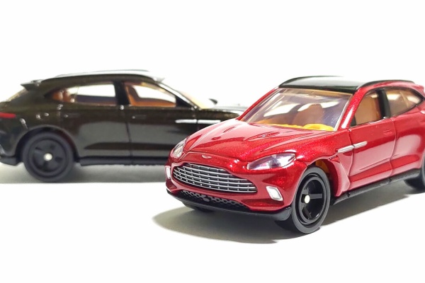 トミカ　アジア限定　コンプリート　8種　スープラ　アストンマーティン　ウルス トミカ アジア限定 海外限定 アストンマーティン ヴァンキッシュ